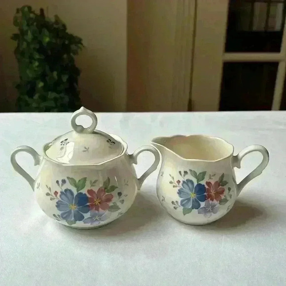 Nikko Blue Peony Sugar Bowl And Creamer Pattern:  Blue Peony - Picture 11 of 11